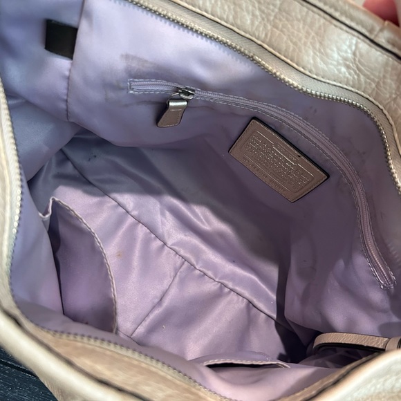 Coach Chelsea Shoulder Bag - Picture 5 of 8